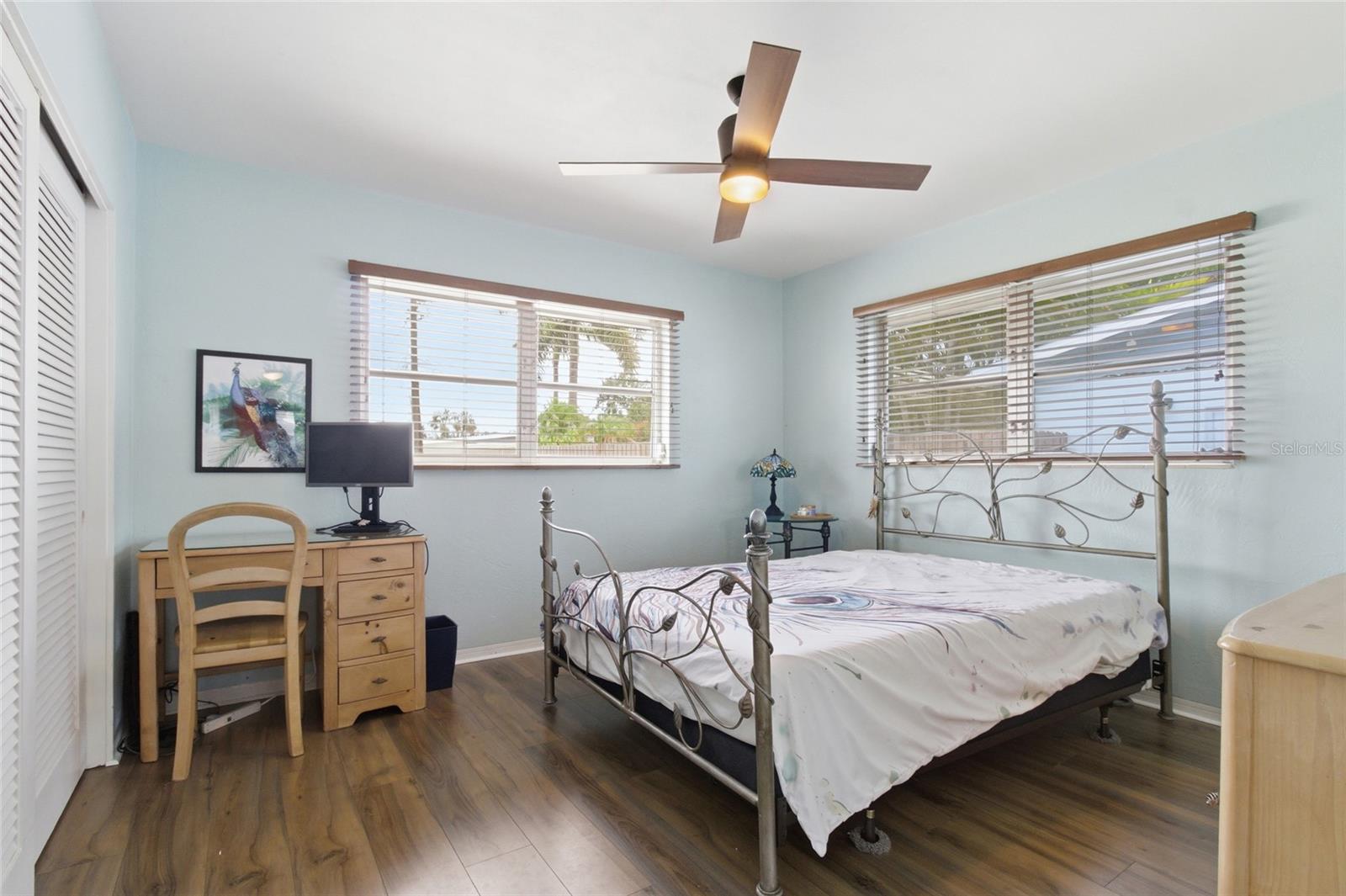 NORTH EAST PARK SHORES - Residential