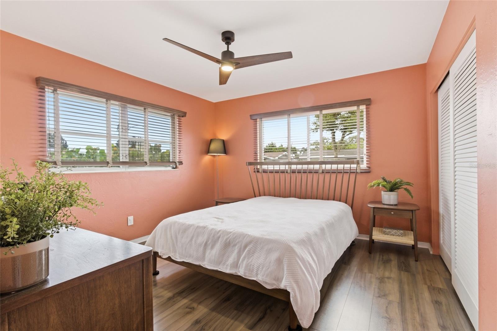 NORTH EAST PARK SHORES - Residential