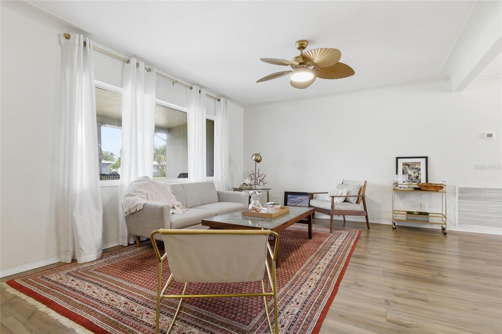 NORTH EAST PARK SHORES - Residential