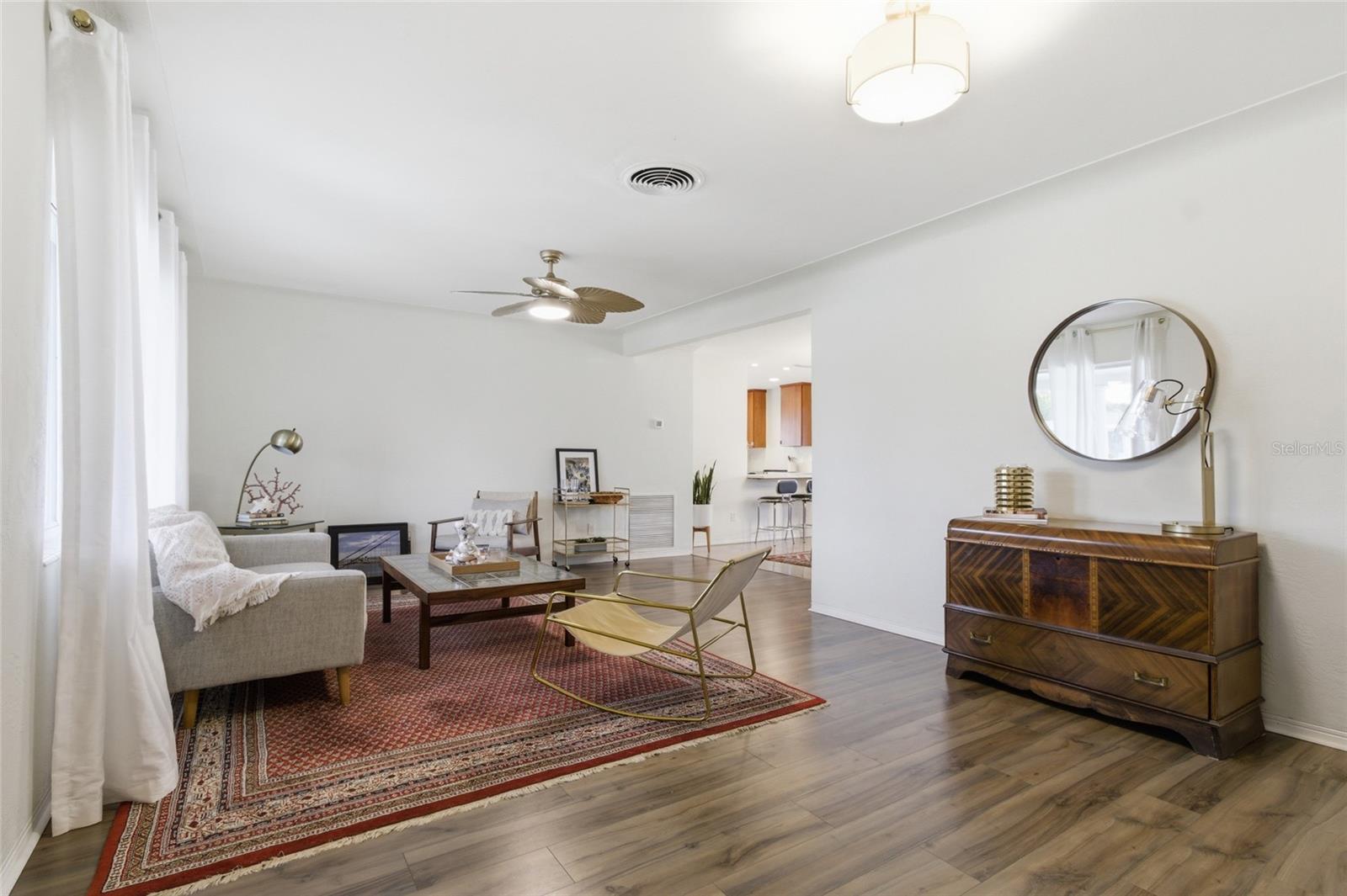 NORTH EAST PARK SHORES - Residential