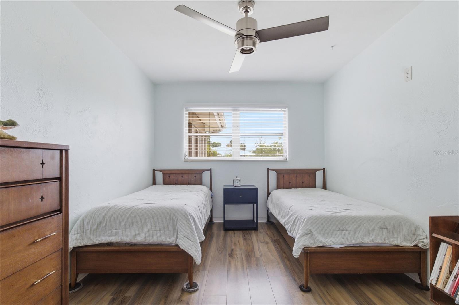 NORTH EAST PARK SHORES - Residential