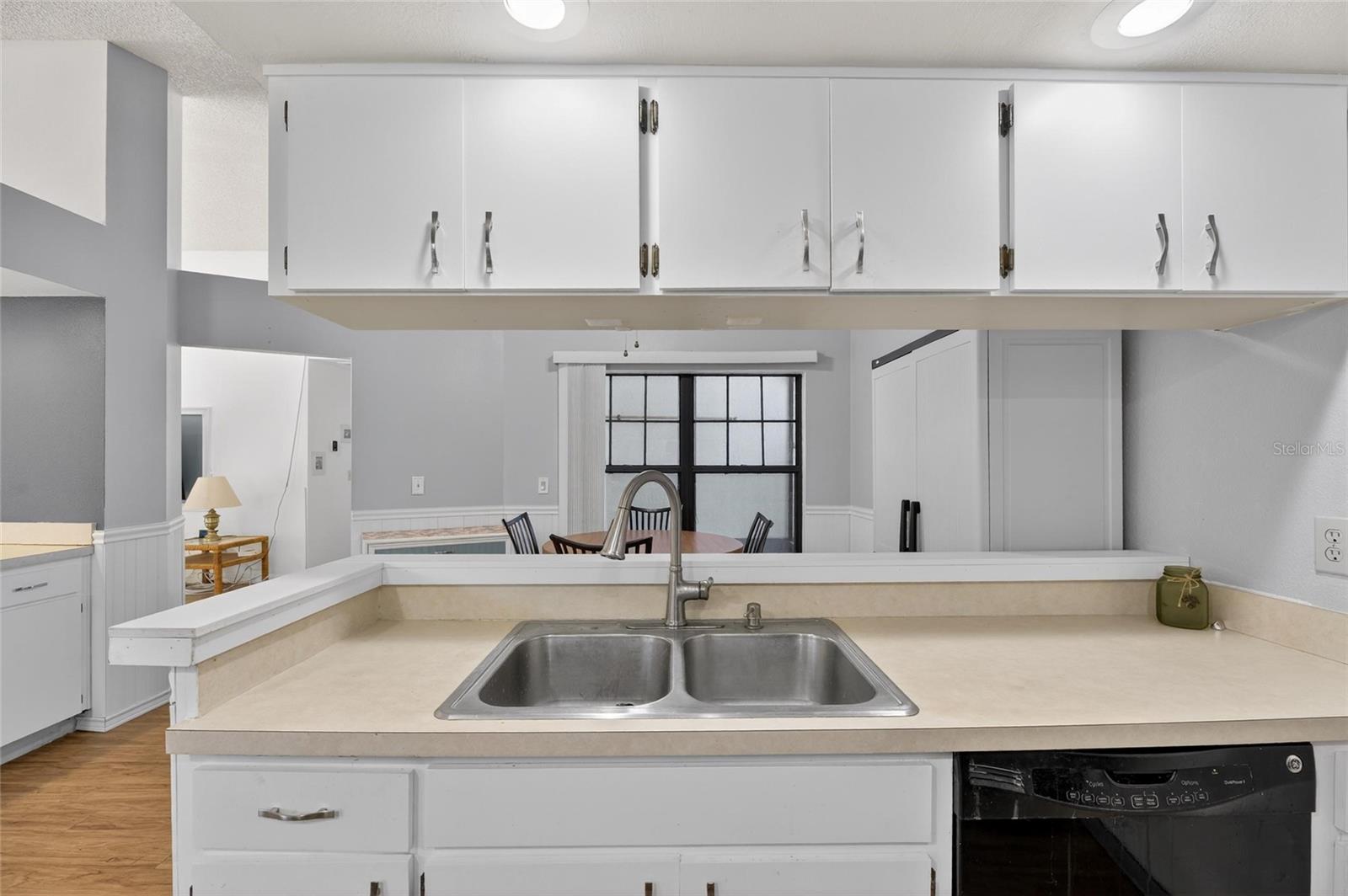 SUN CITY CENTER UNIT 49 - Residential