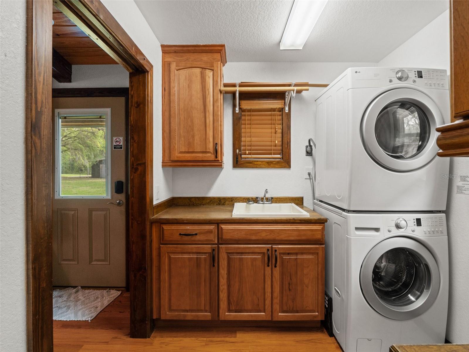 ACERAGE - Residential