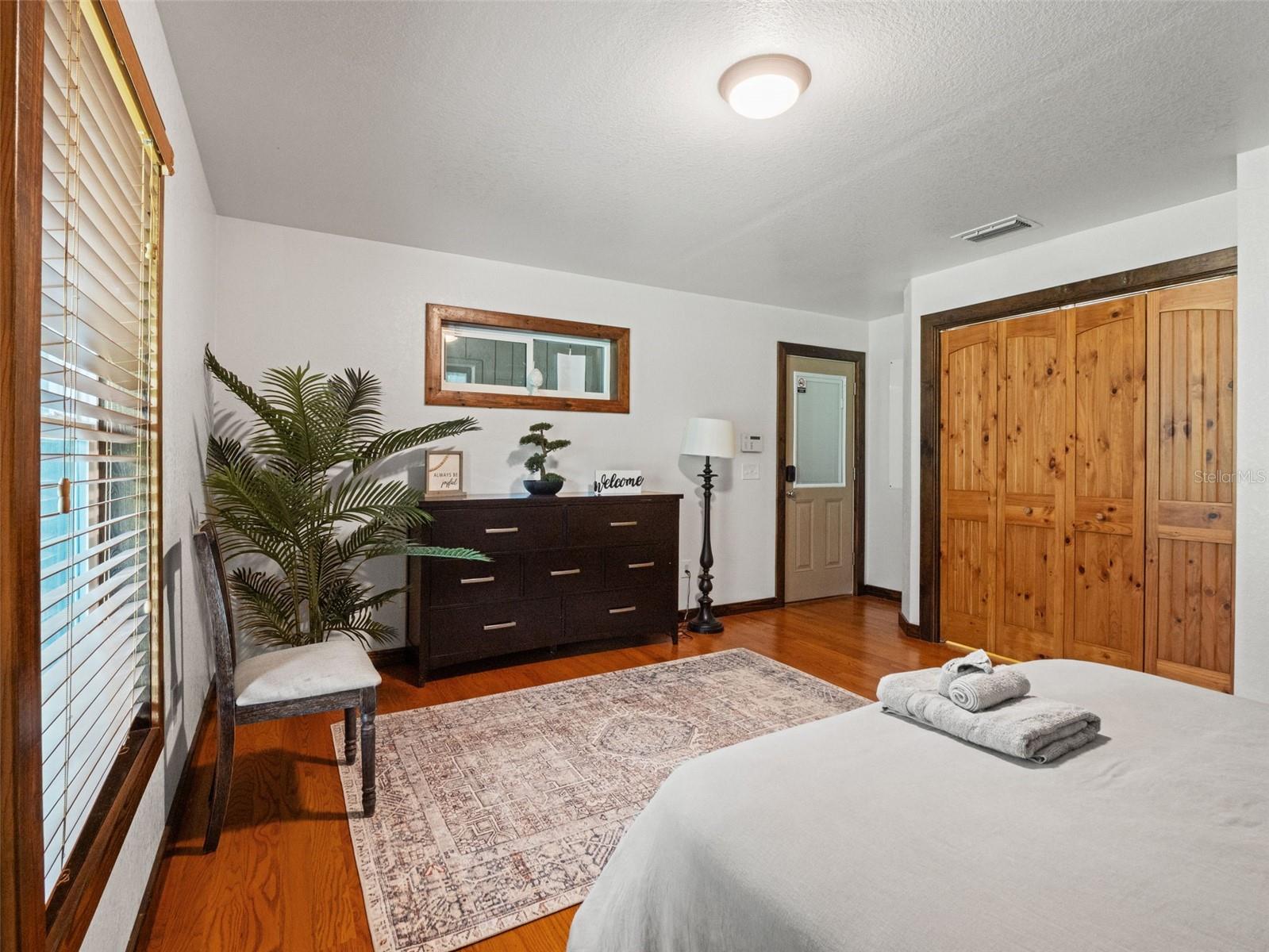 ACERAGE - Residential