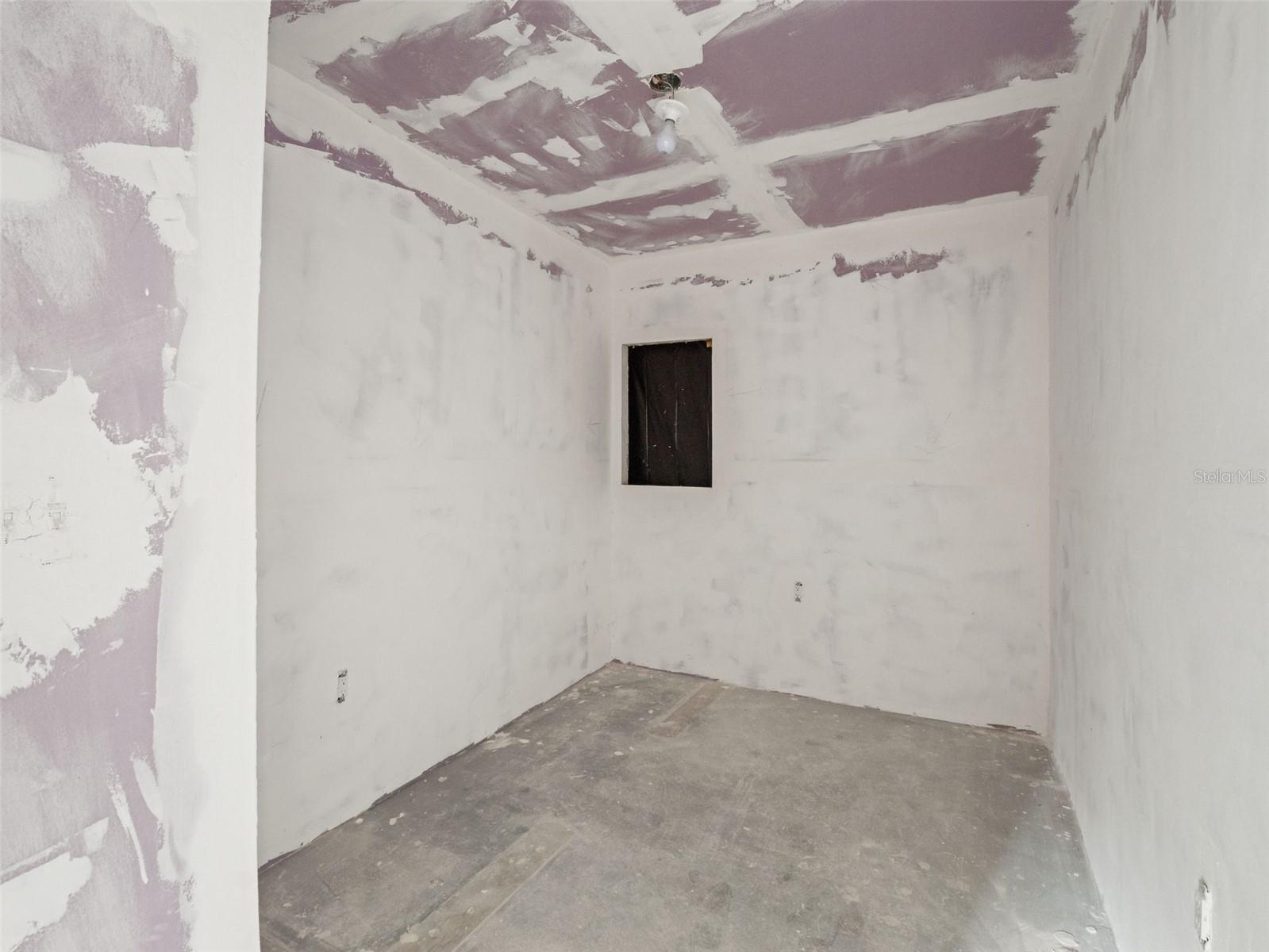 ACERAGE - Residential