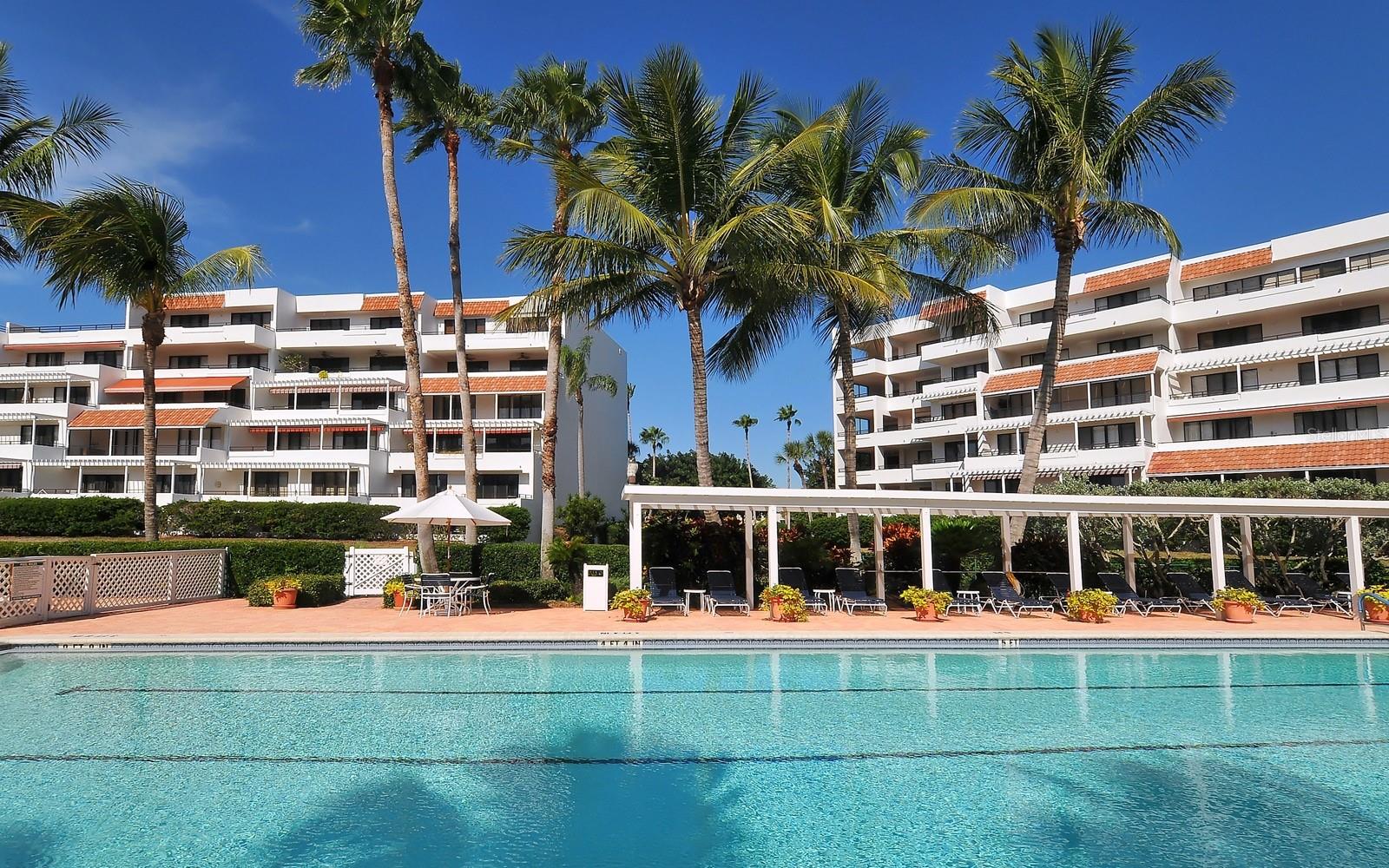 PLAYERS CLUB III - Residential Lease