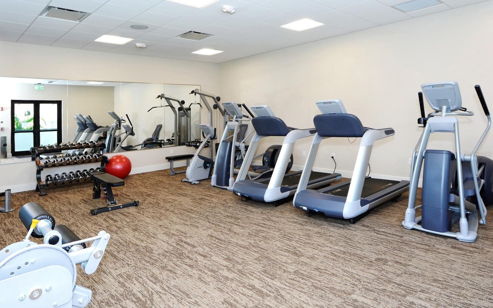 PLAYERS CLUB III - Residential Lease