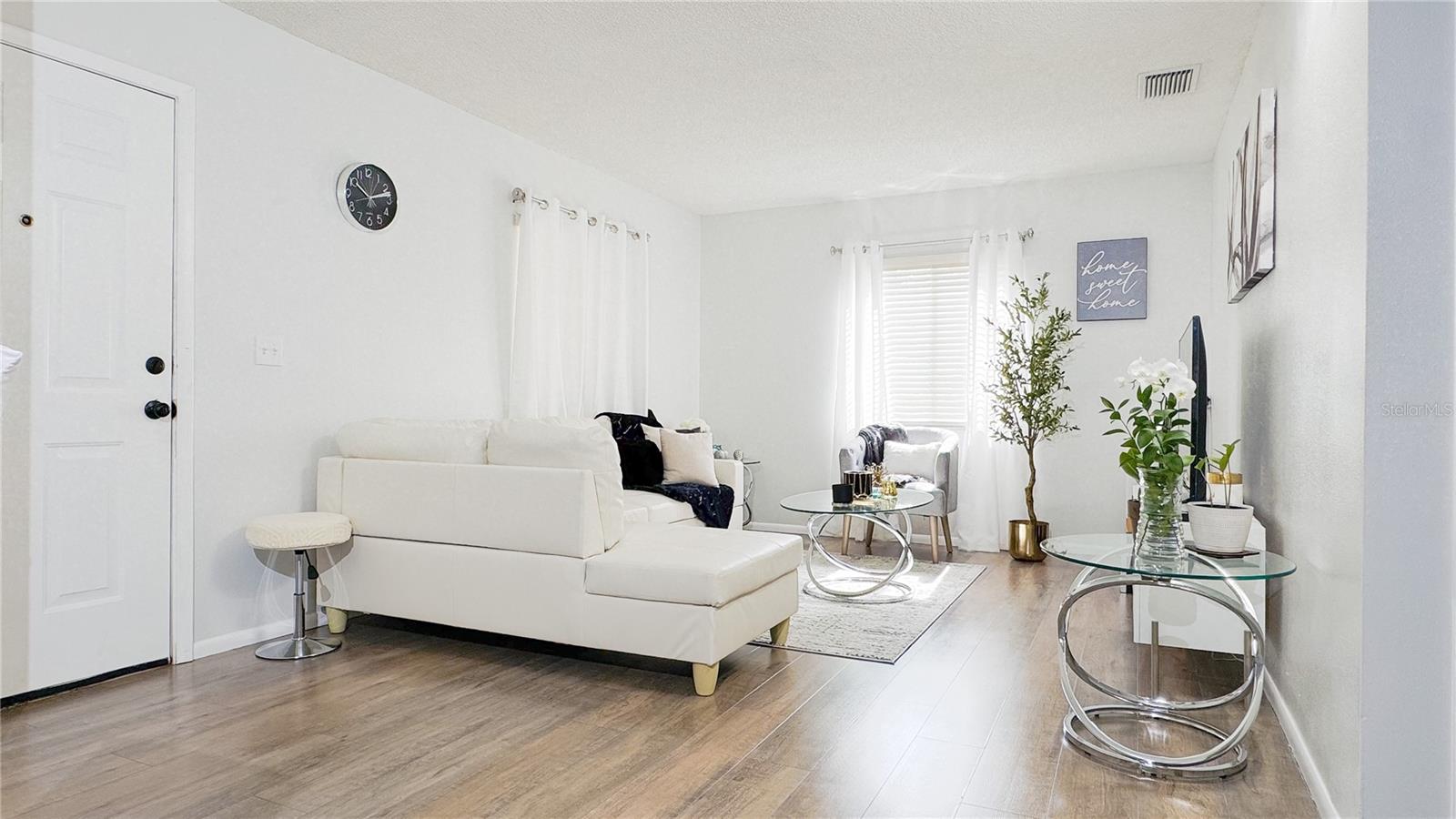 2075 ISLE ROYALE COURT SE 163