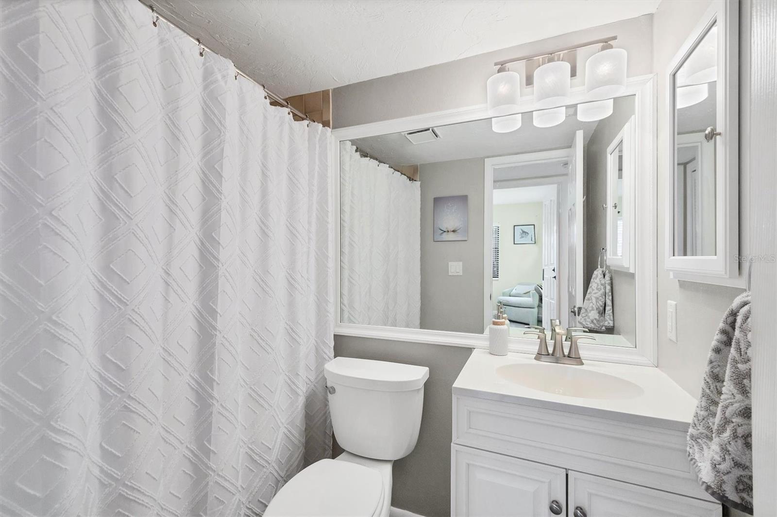 LAKES OF CAPRI - Residential