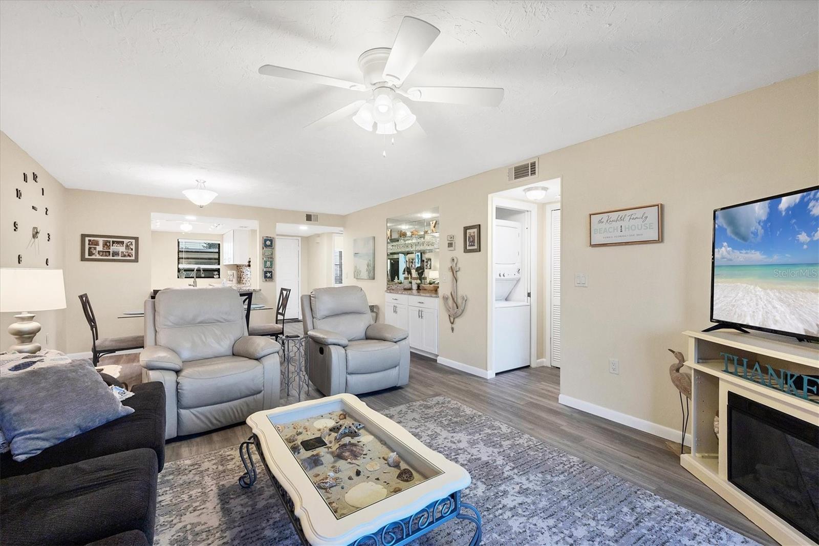 LAKES OF CAPRI - Residential