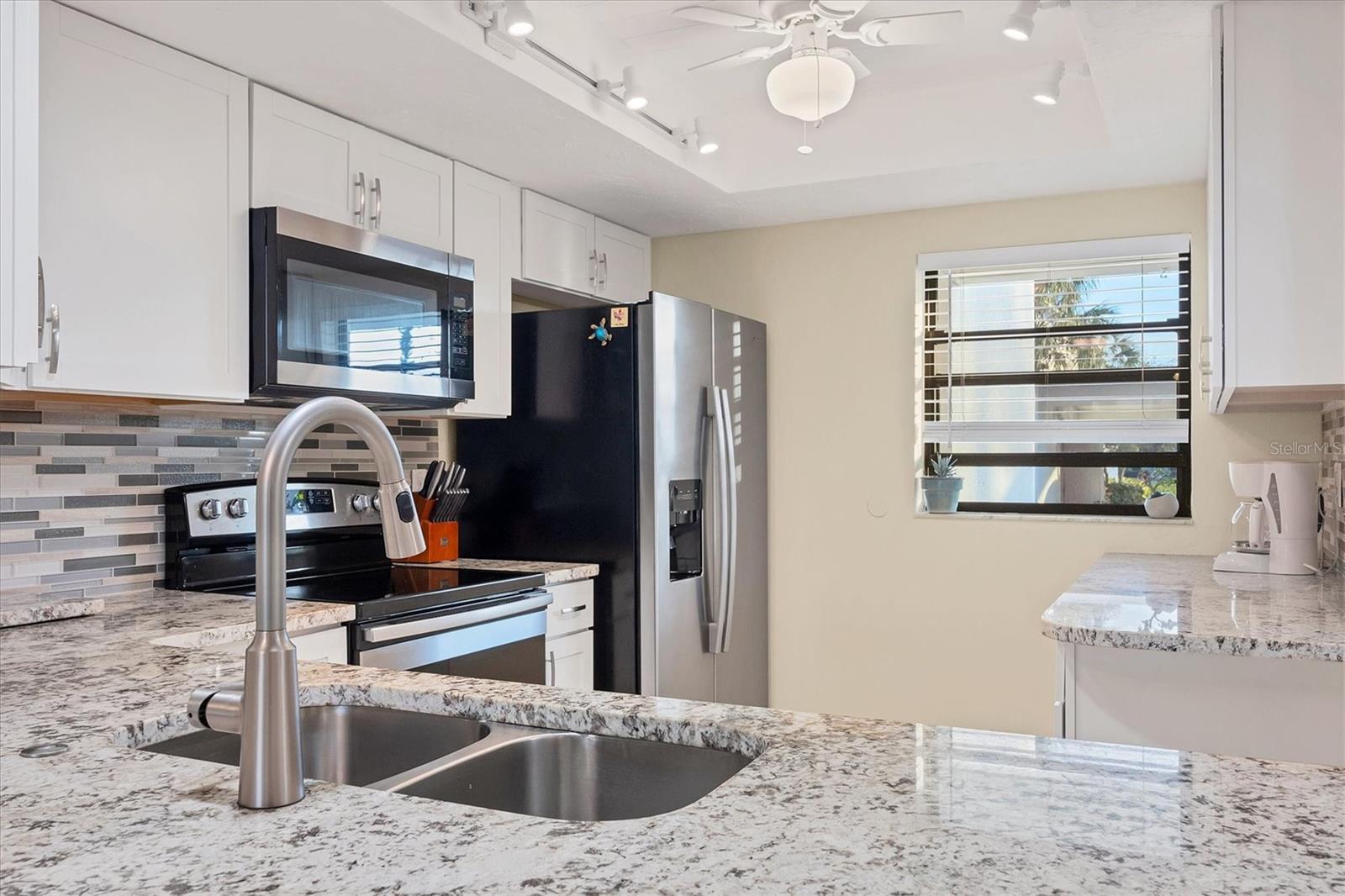 LAKES OF CAPRI - Residential