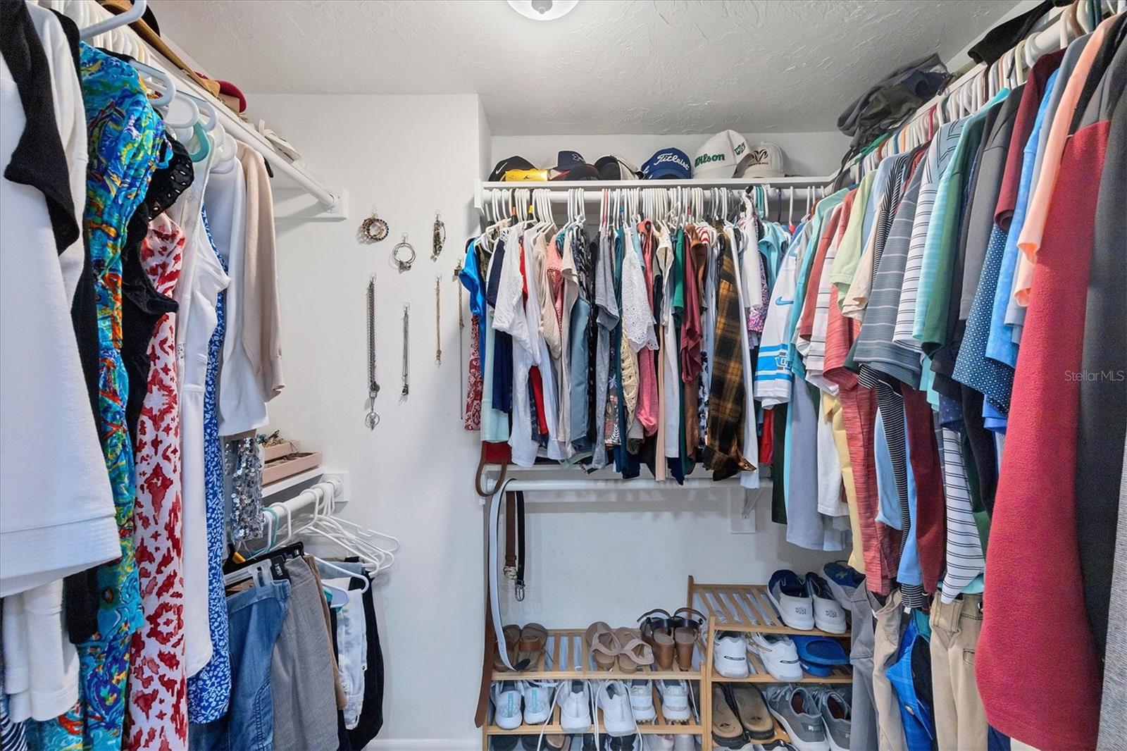 LAKES OF CAPRI - Residential