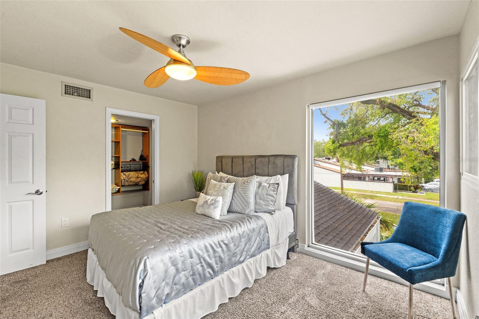 HANAN PARK UNIT 2 - Residential Lease