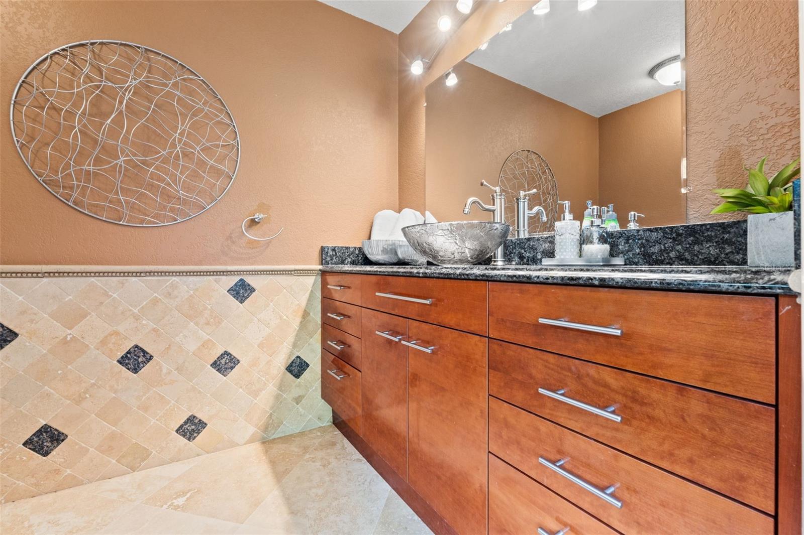 HANAN PARK UNIT 2 - Residential Lease