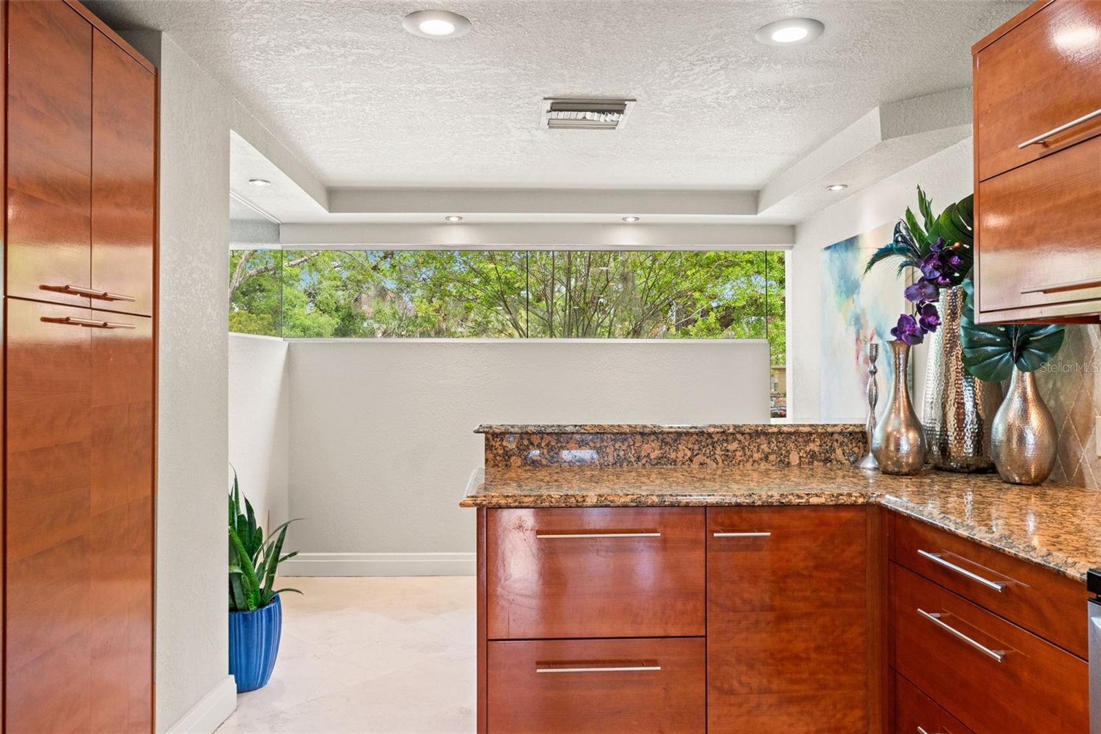 HANAN PARK UNIT 2 - Residential Lease