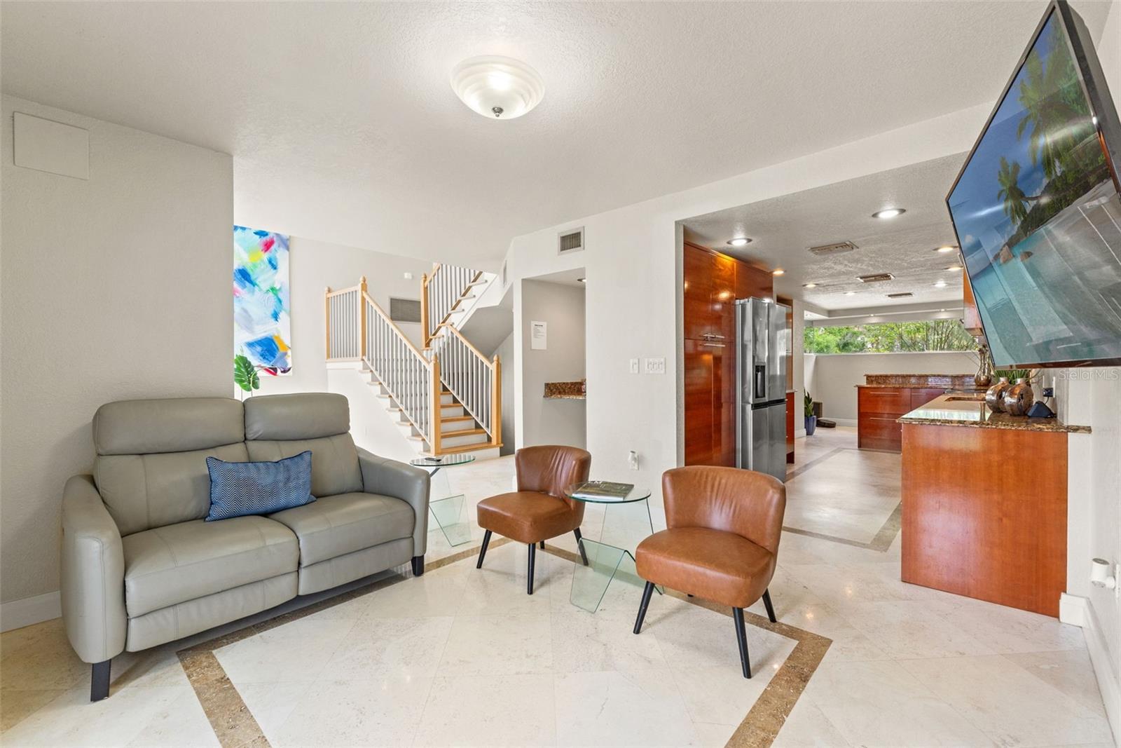 HANAN PARK UNIT 2 - Residential Lease