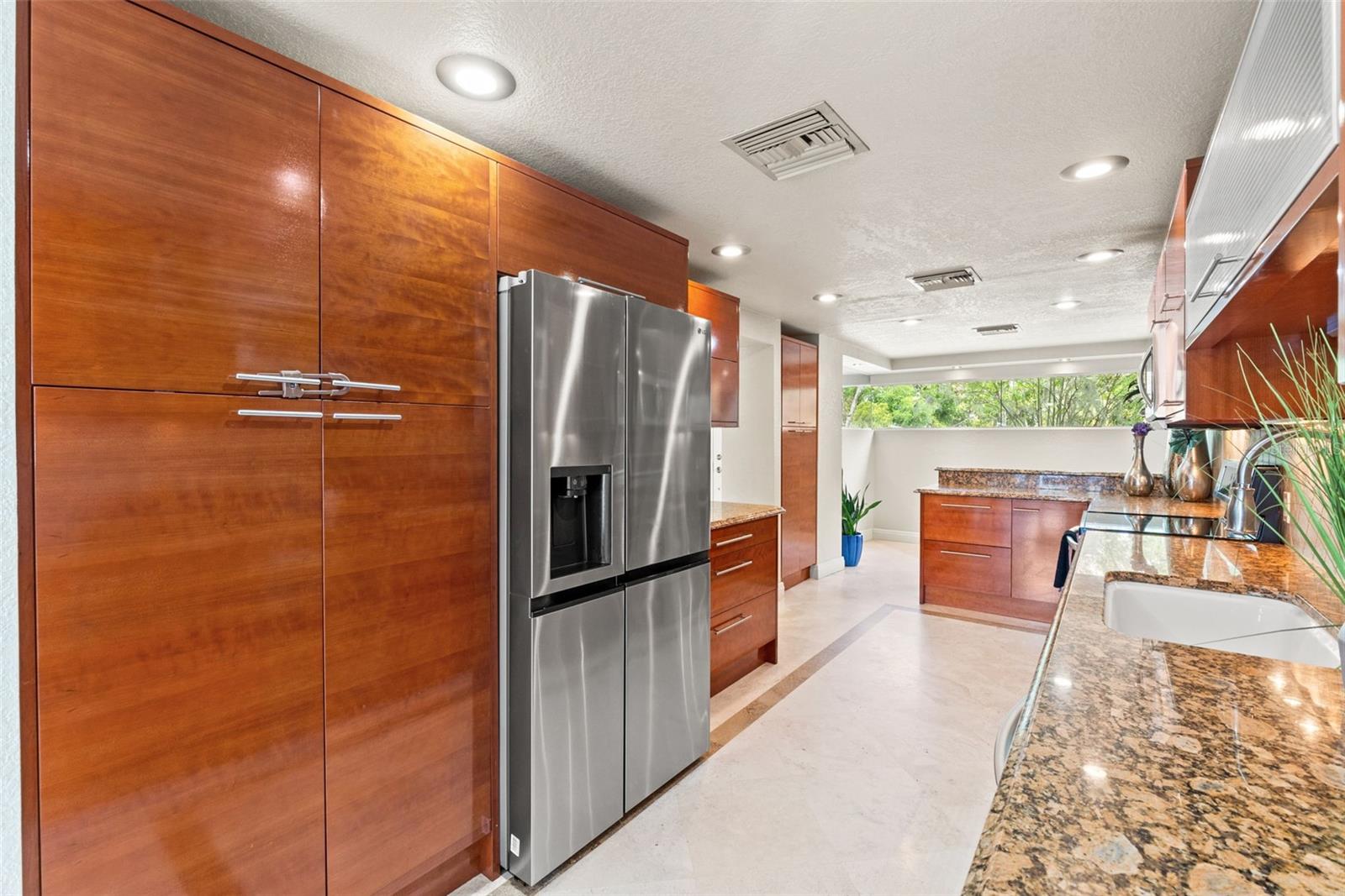 HANAN PARK UNIT 2 - Residential Lease