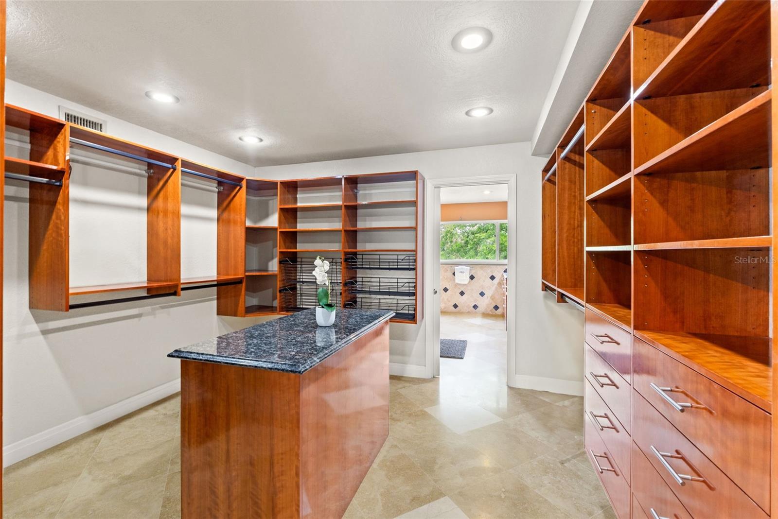 HANAN PARK UNIT 2 - Residential Lease