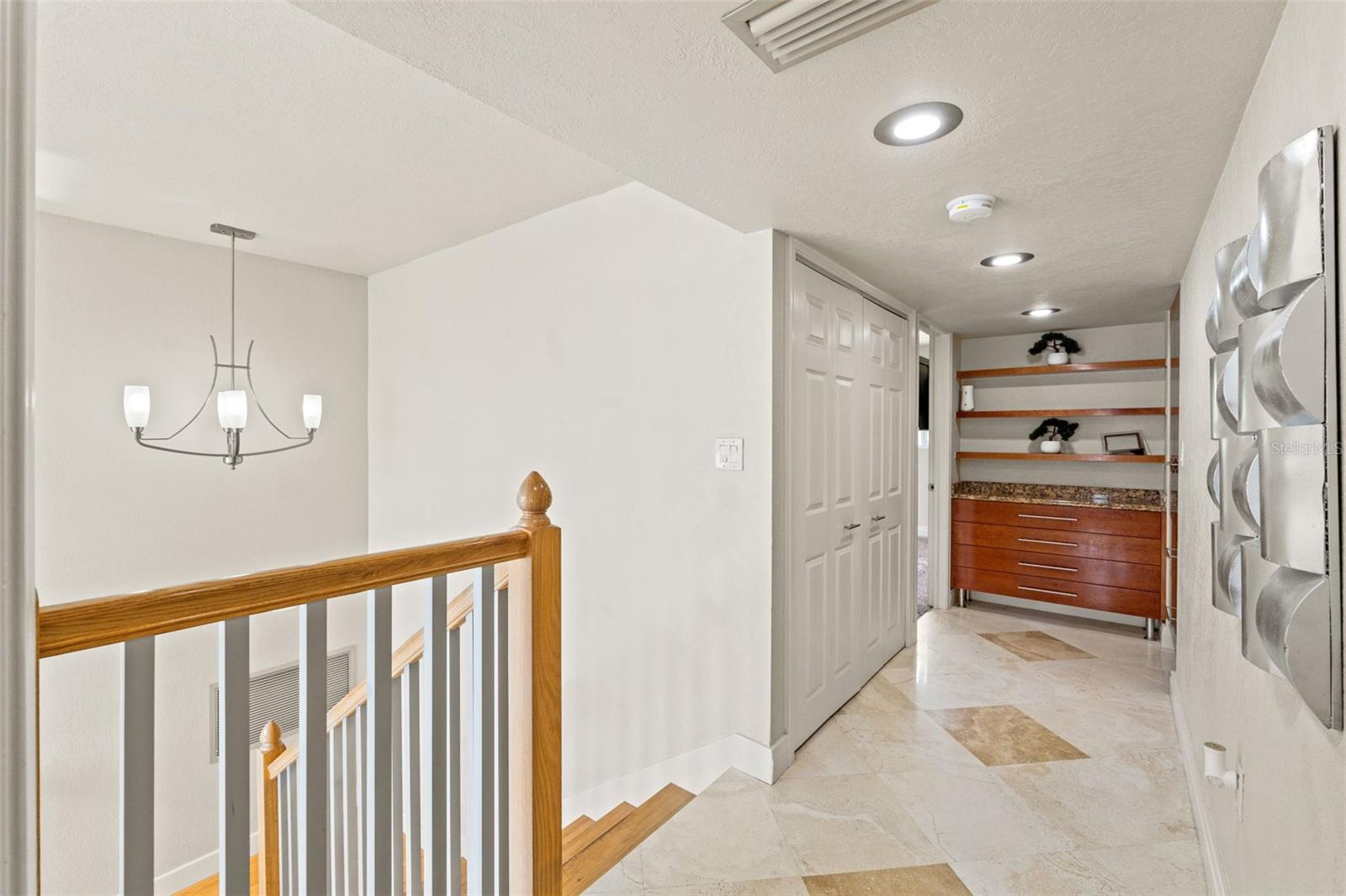 HANAN PARK UNIT 2 - Residential Lease