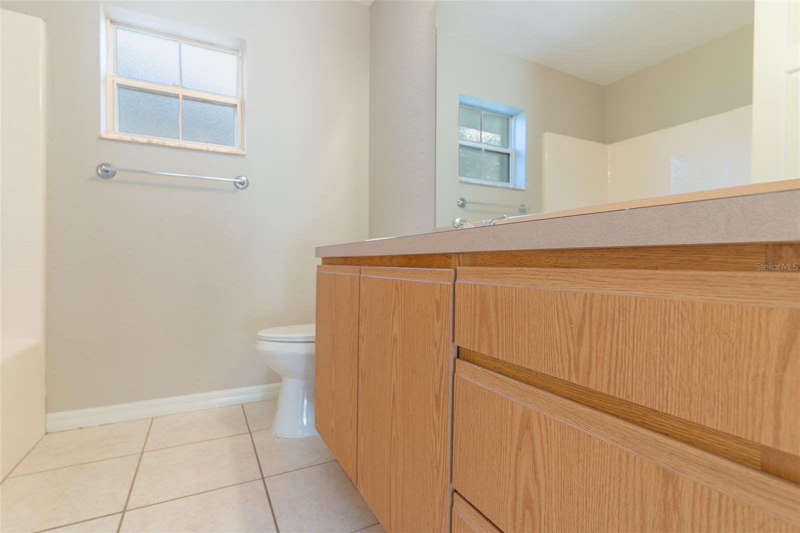 EAGLE POINT - Residential Lease