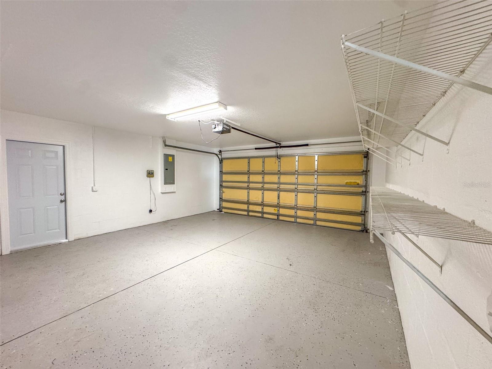 EAGLE POINT - Residential Lease