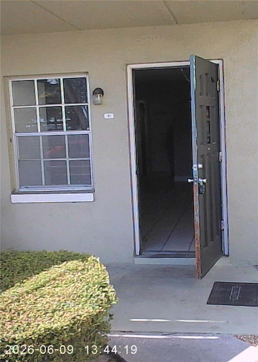 Photo of 525 Conway Road #10, Orlando, FL 32807 (MLS # O6422794)