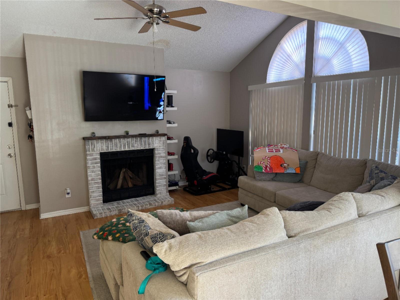 HIDDEN SPGS CONDO - Residential Lease