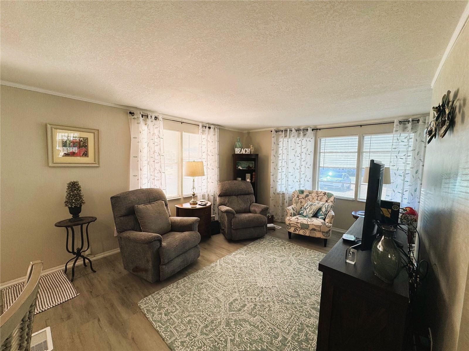 HAWTHORNE AT LEESBURG A COOP - Residential