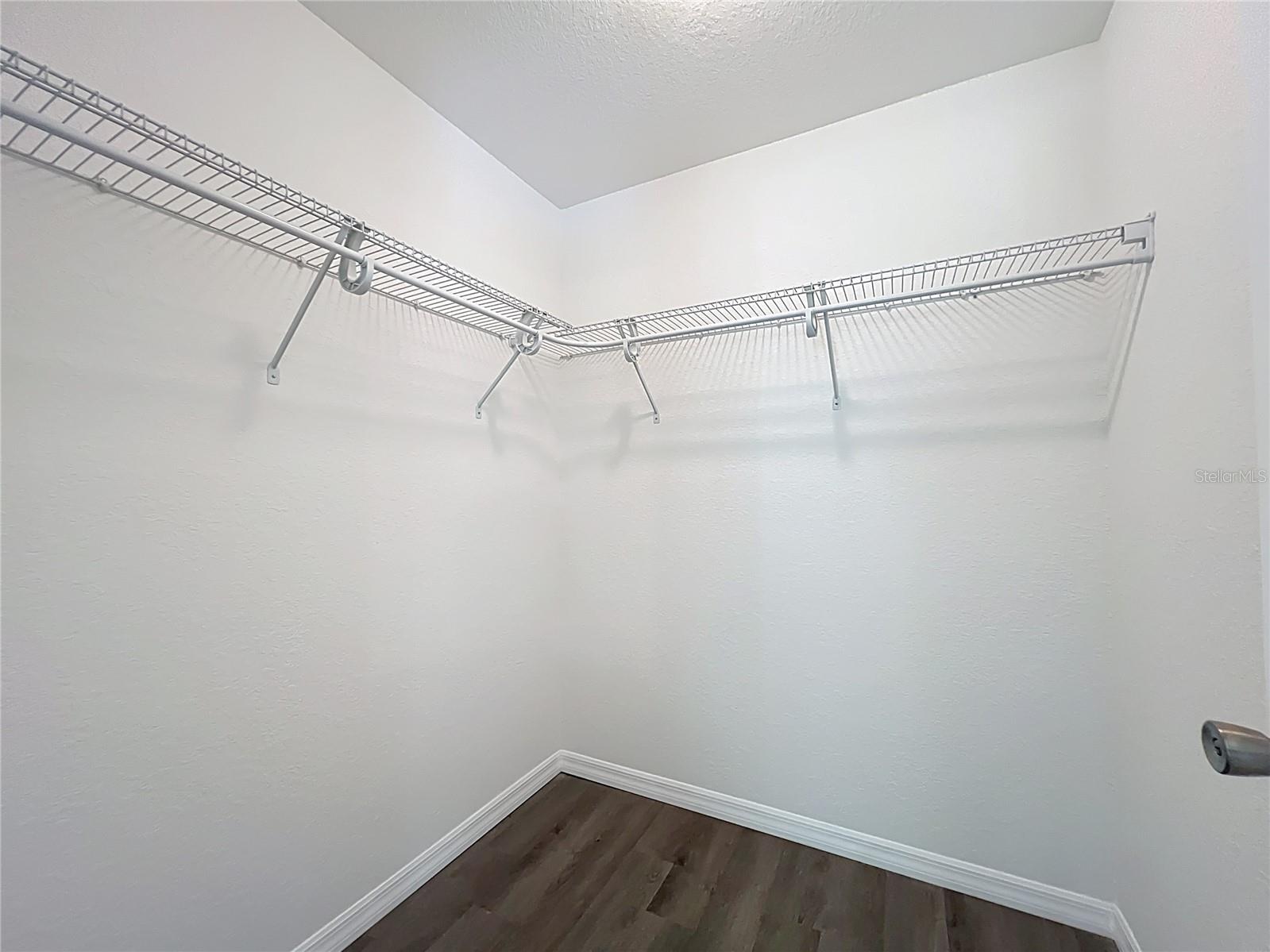 RAINBOW LAKES ESTATE - Residential