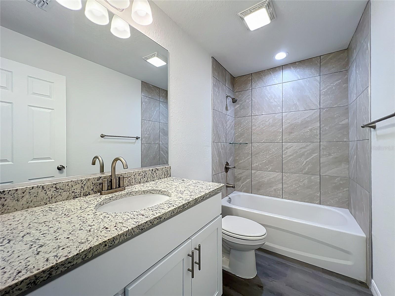 RAINBOW LAKES ESTATE - Residential