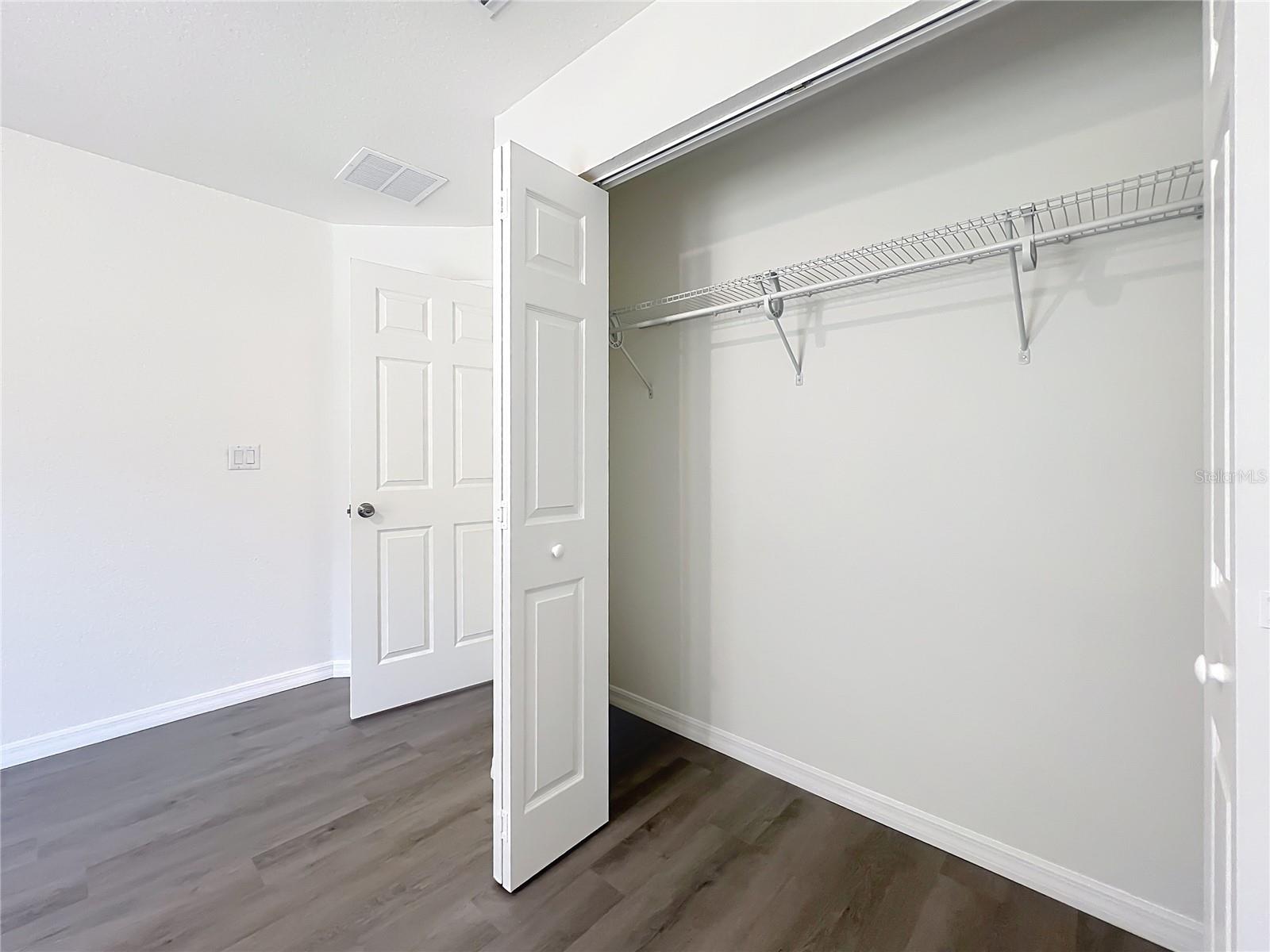 RAINBOW LAKES ESTATE - Residential