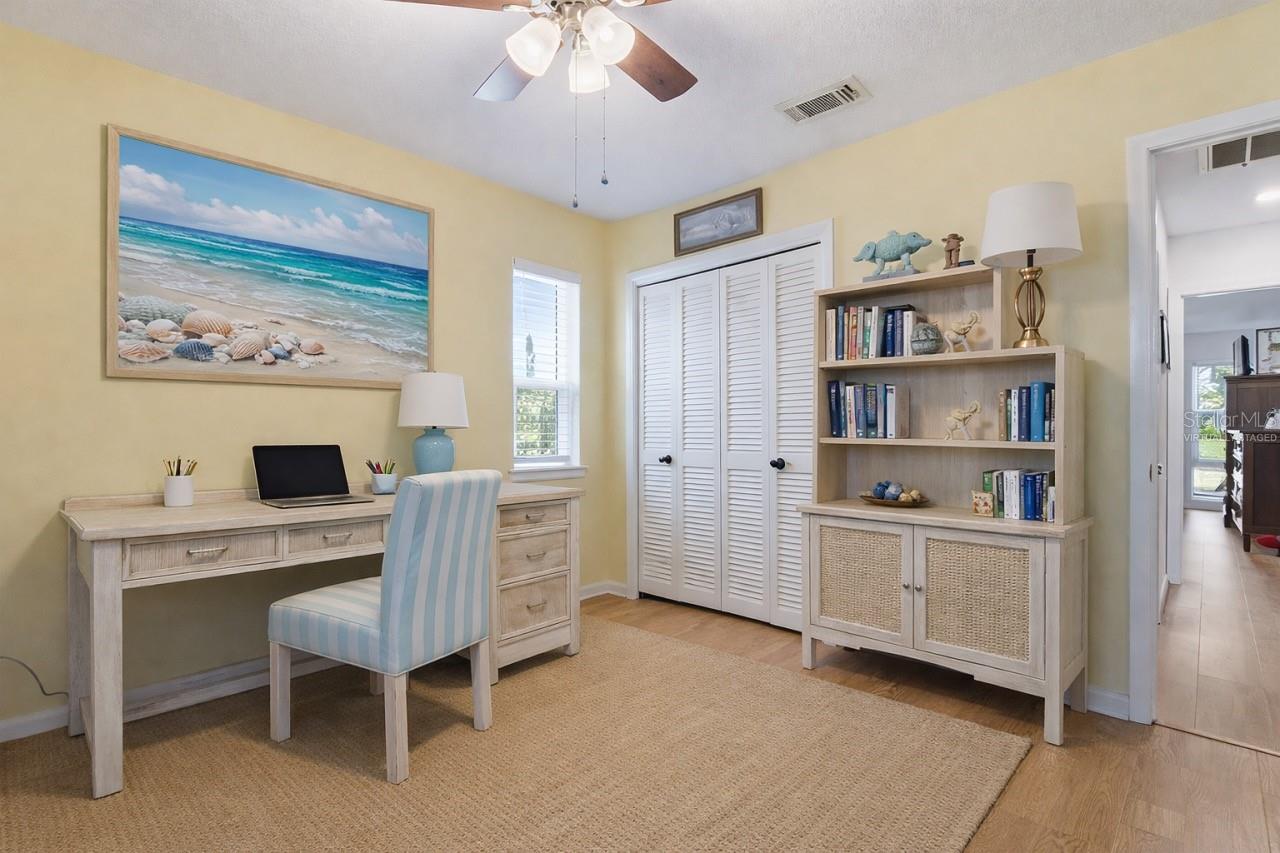 OAKWOOD VILLA SEC A - Residential