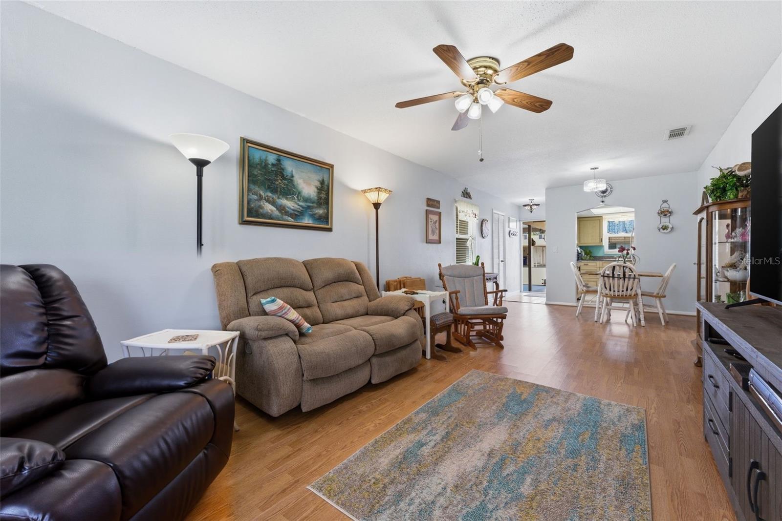 OAKWOOD VILLA SEC A - Residential