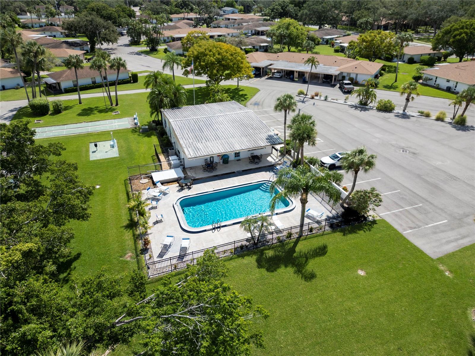 OAKWOOD VILLA SEC A - Residential