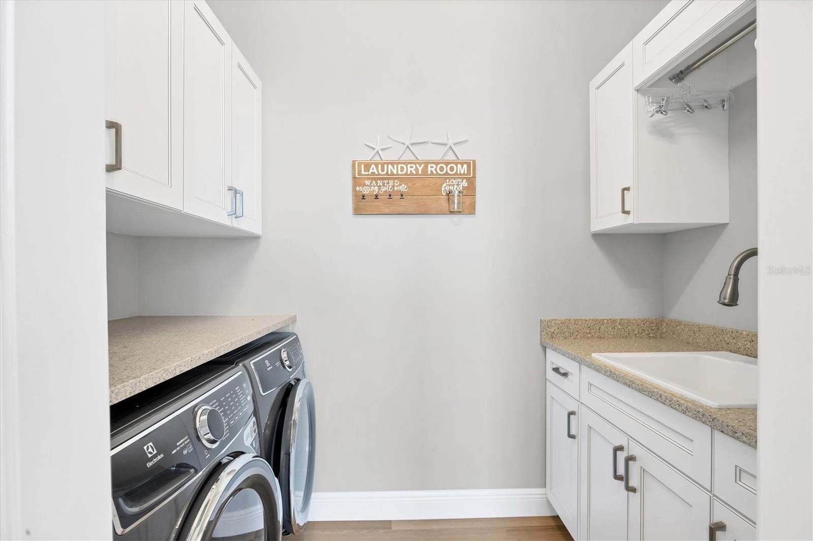 LONGBOAT KEY BAYVIEW ESTATES - Residential