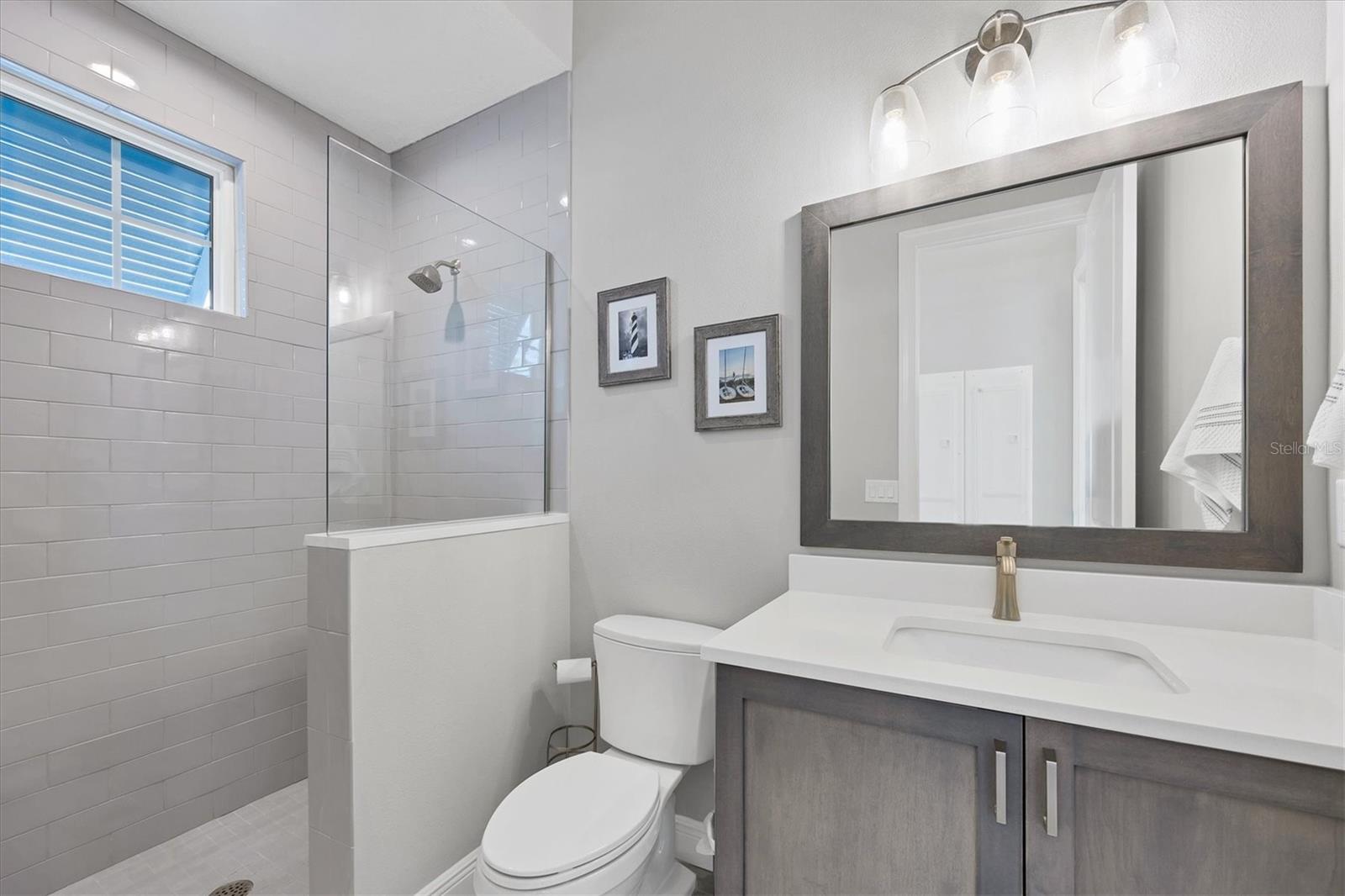 LONGBOAT KEY BAYVIEW ESTATES - Residential