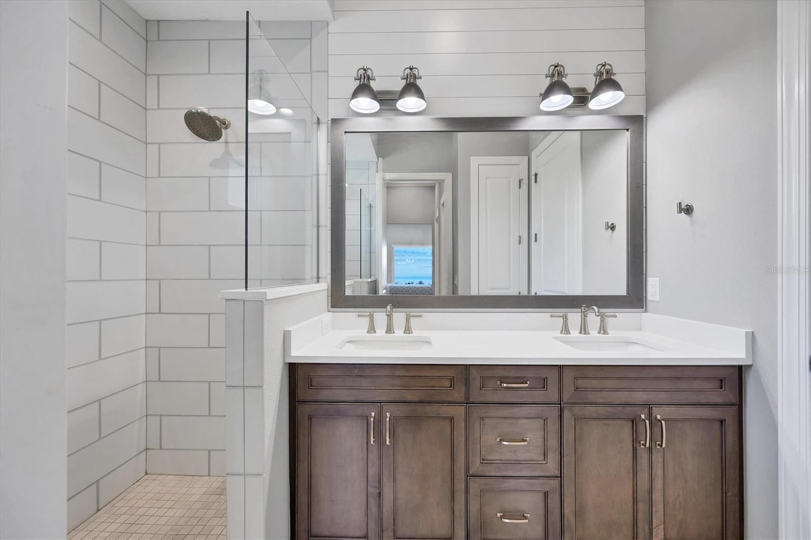 LONGBOAT KEY BAYVIEW ESTATES - Residential