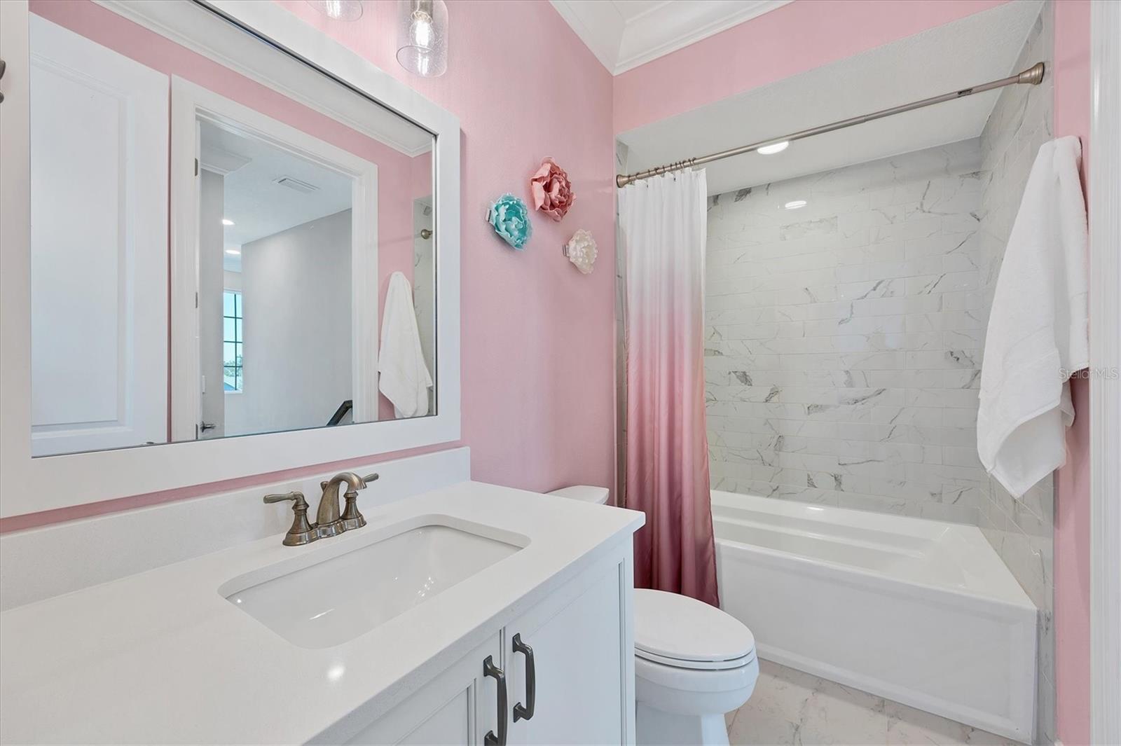 LONGBOAT KEY BAYVIEW ESTATES - Residential