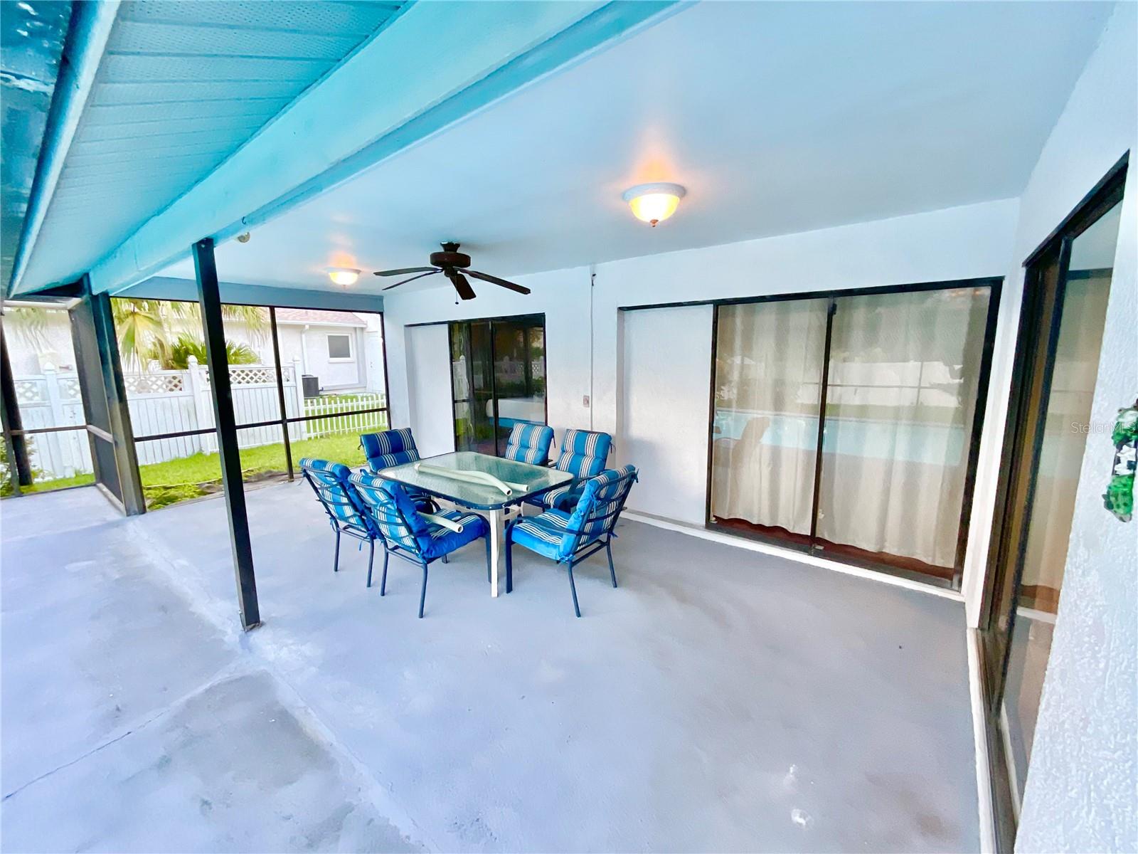 RIVERSIDE OAKS - Residential Lease