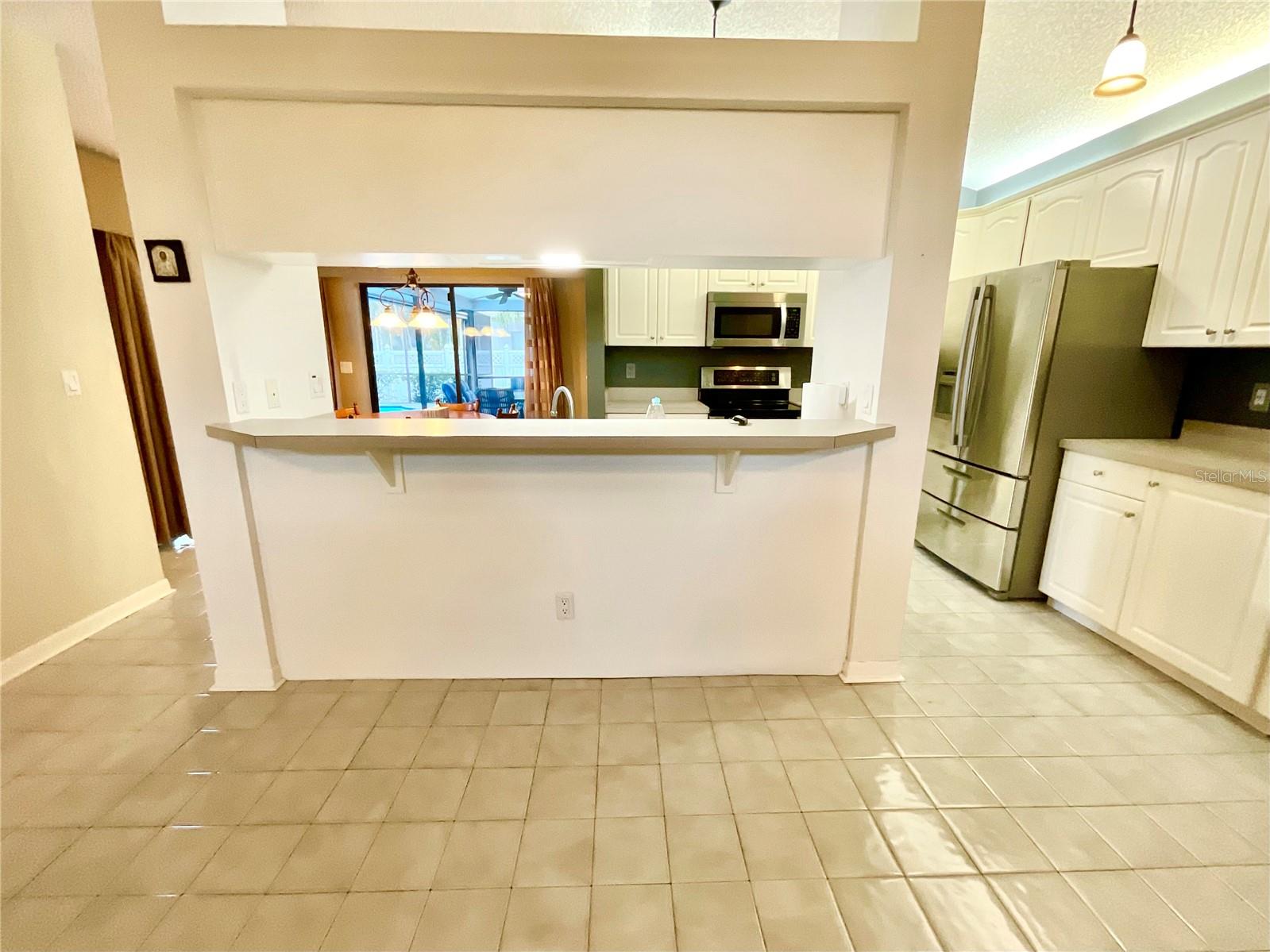 RIVERSIDE OAKS - Residential Lease