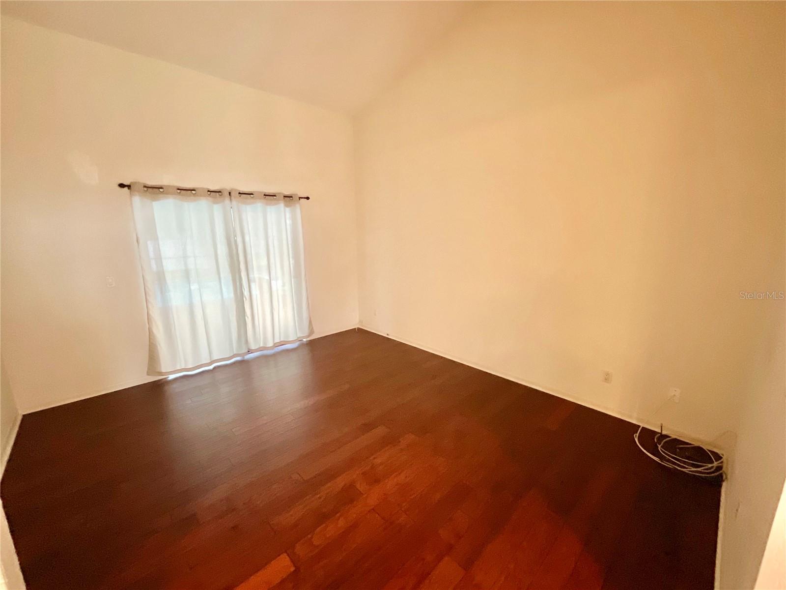 RIVERSIDE OAKS - Residential Lease