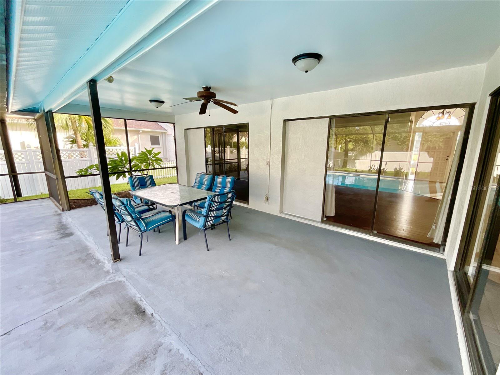 RIVERSIDE OAKS - Residential Lease