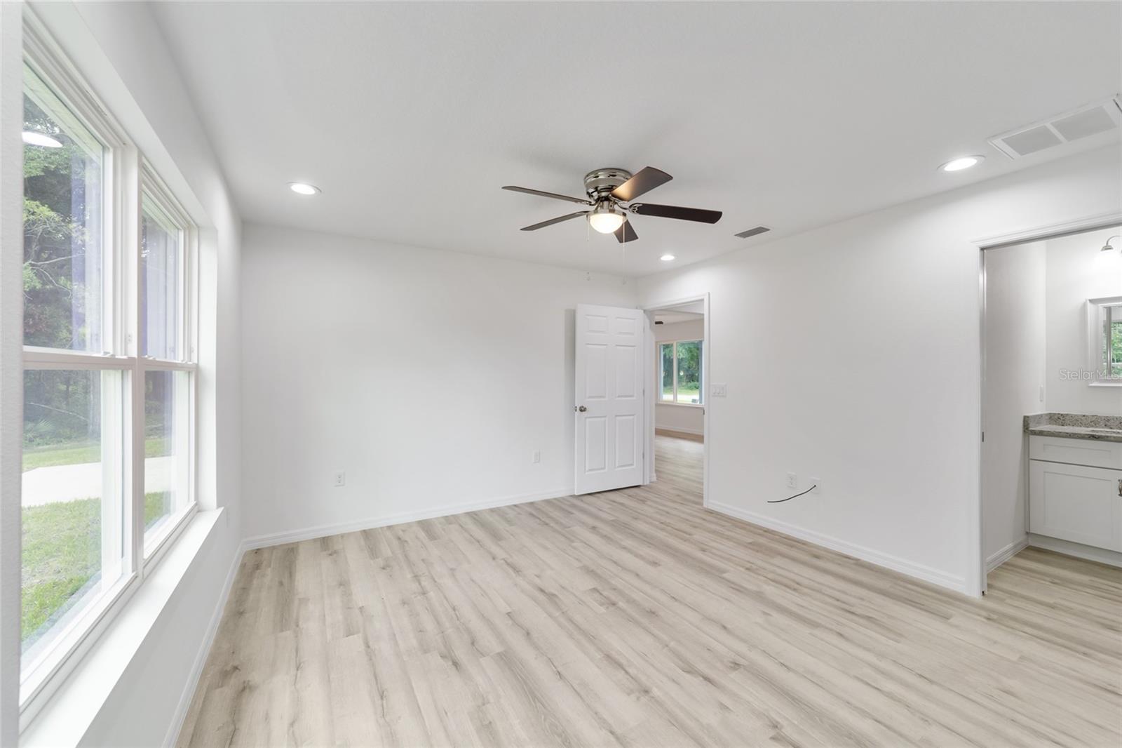 SILVER SPGS SHORES UN 31 - Residential