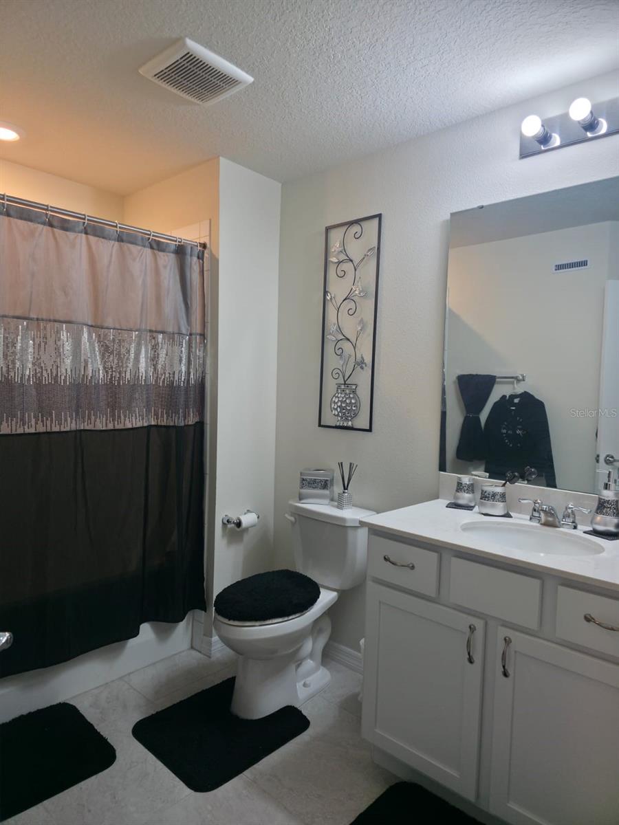 CYPRESS CAY PH 1 - Residential Lease