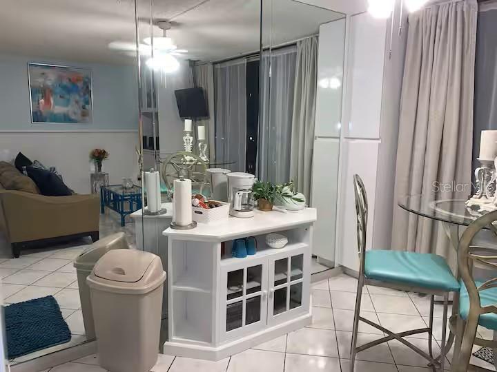 BAYSIDE CONDO - Residential