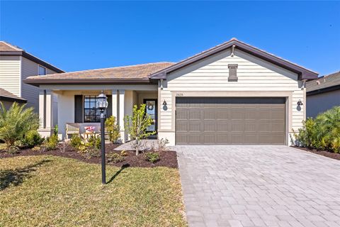 Photo of 15135 Oxford Grey Drive, Bradenton, FL 34211 (MLS # A4682573)