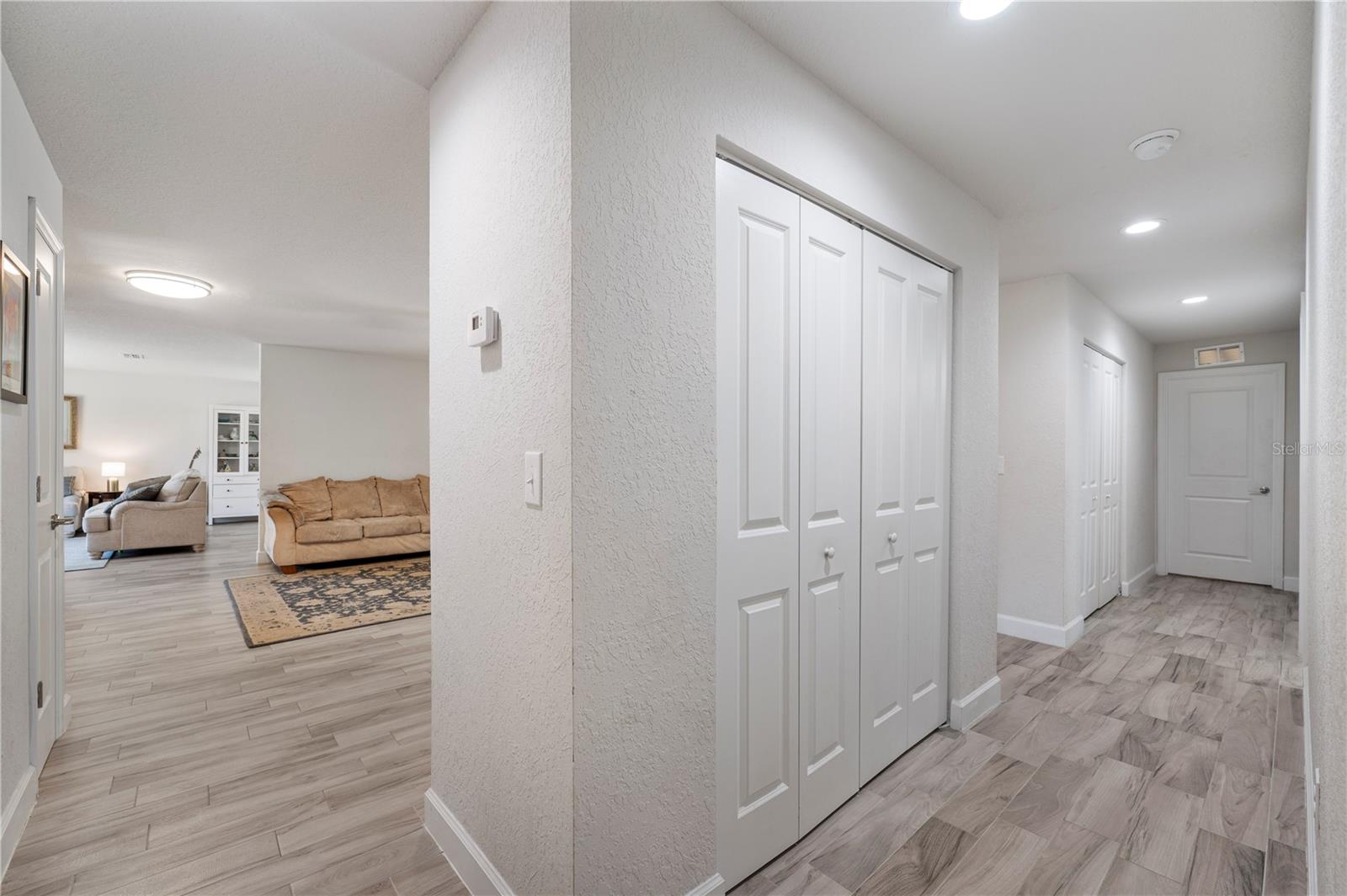 OAK GLEN - Residential