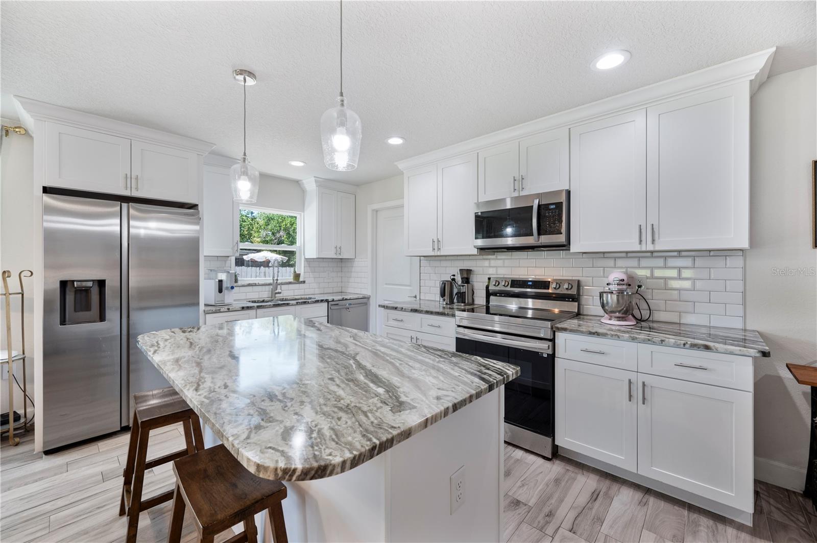 OAK GLEN - Residential