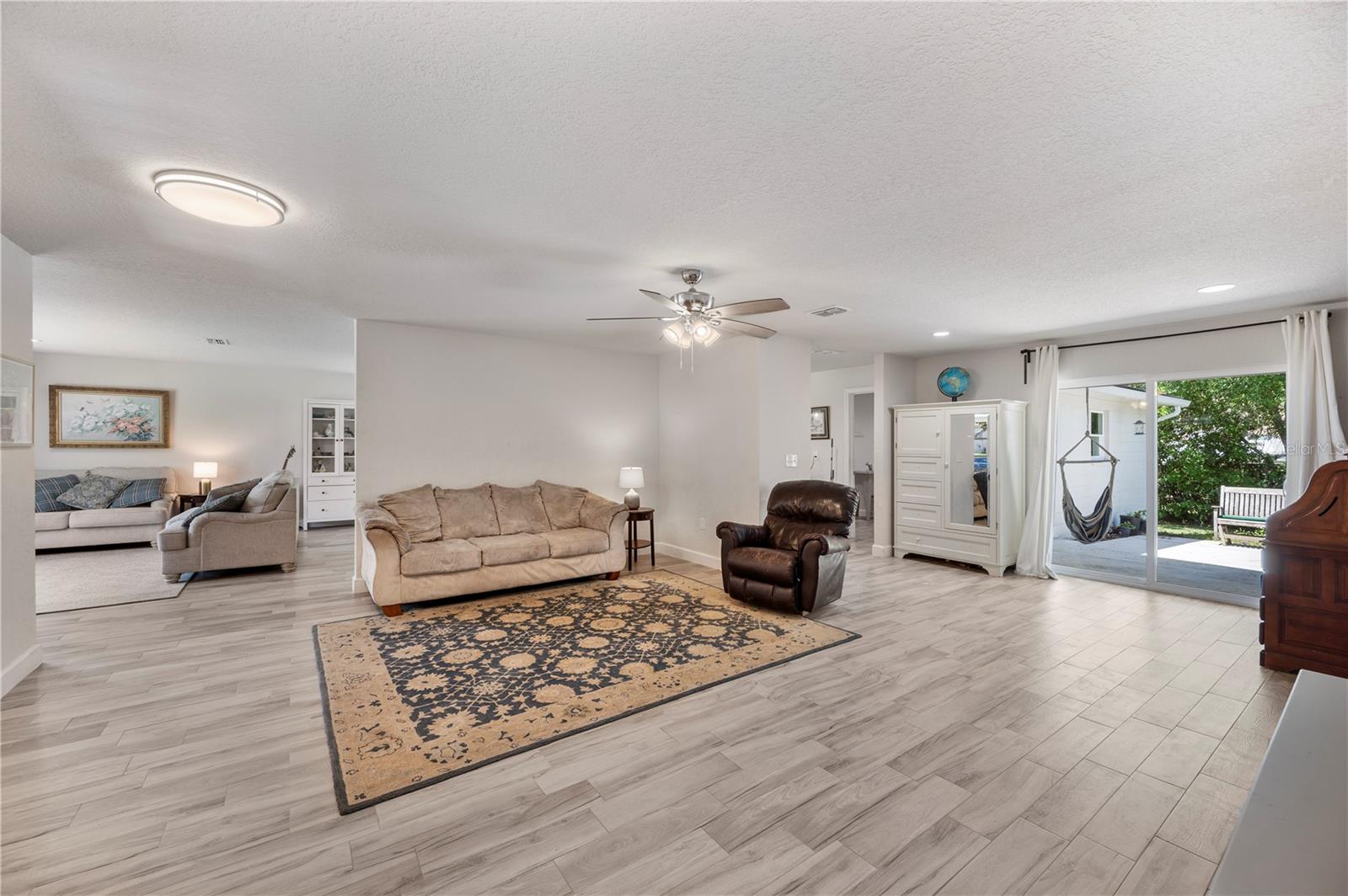 OAK GLEN - Residential