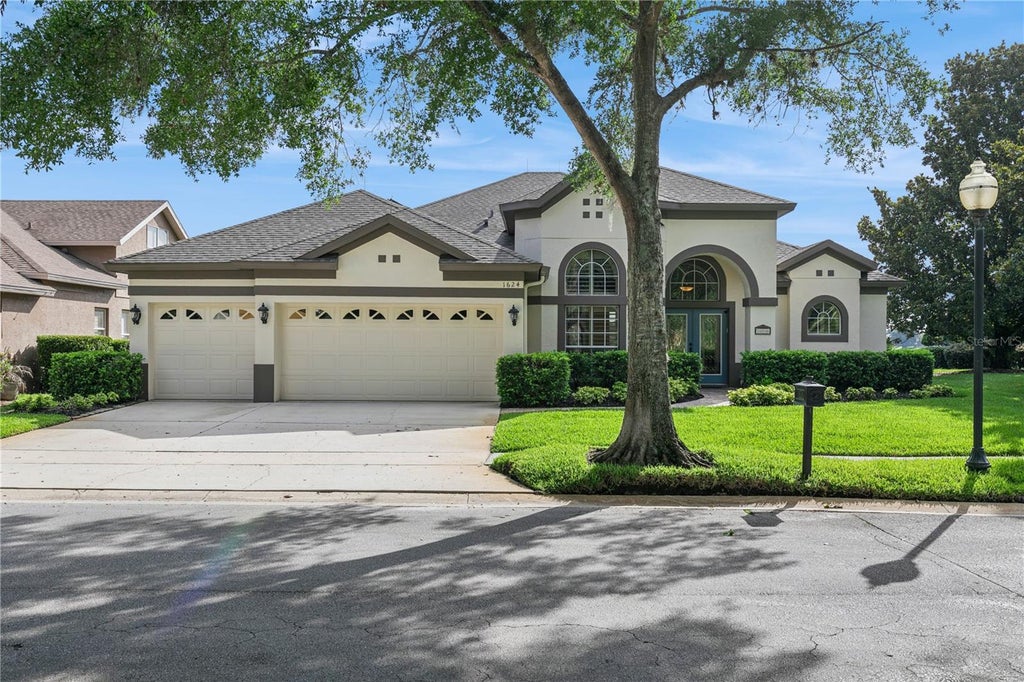 Photo of 1624 Cherry Ridge Drive, Lake Mary, FL 32746 (MLS # O6417235)